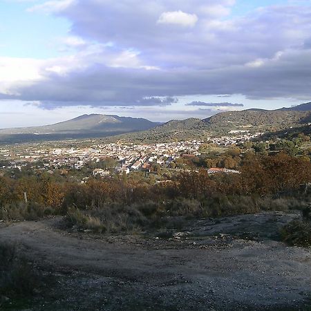 Alojamiento Cr Cuatro Caminos San Pablo de los Montes Extérieur photo